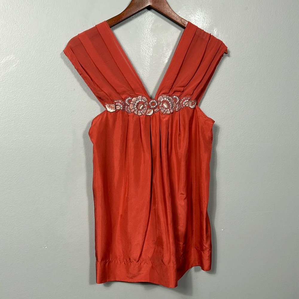 BCBG MaxAzria Silk Floral Applique sleeveless Top size XS